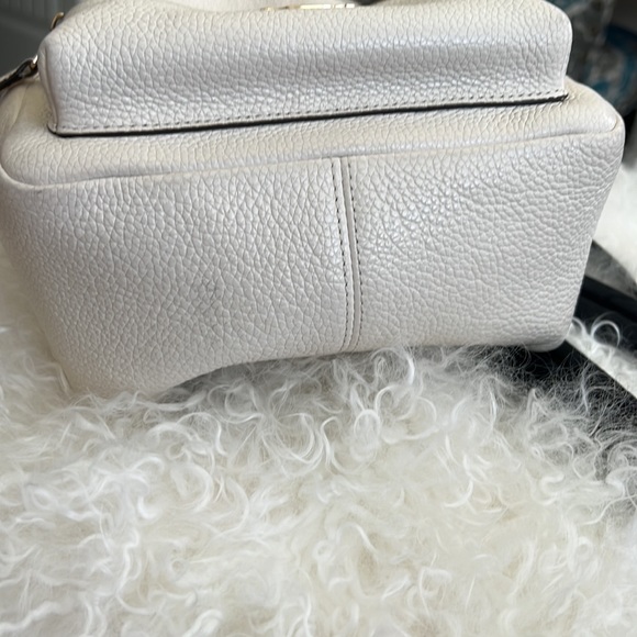 White mini coach backpack - Picture 5 of 15